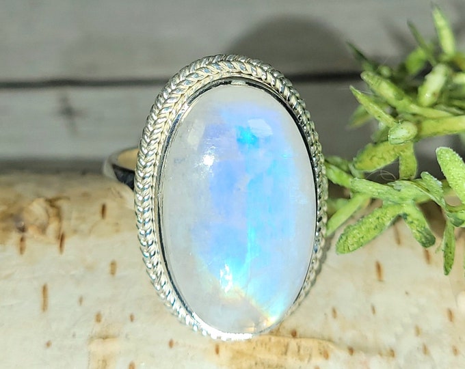 Rainbow Moonstone Ring, Moonstone Ring, Sterling Silver Moonstone Ring, Moonstone Ring Size 8, Statement Ring, Boho Ring, GJ