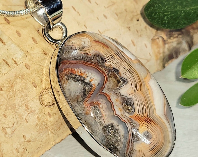 Natural Top Grade Crazy Lace Agate Oval Handmade .925 Sterling Silver Pendant 1 7/8" x 7/8" 9 Grams AQ44