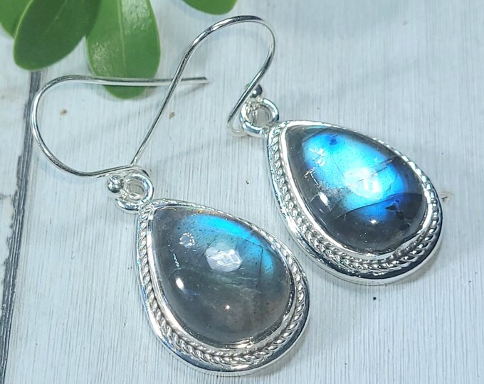 Natural AAA Grade Blue Flash Pear Labradorite Handmade .925 Sterling Silver Earrings 9 Grams 1 1/2" x 5/8" CM08