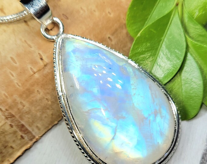 Moonstone Pendant, Rainbow Moonstone Sterling Silver Pendant, Premium Grade Moonstone Pendant, Gift for Her, Statement Pendant, FG16