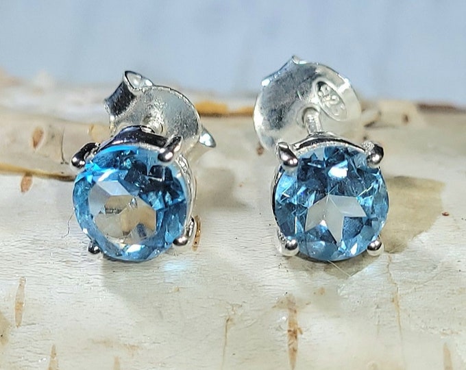Natural High Grade Blue Topaz 2.25Ct .925 Sterling Silver Stud Earrings 6mm Stones 3/16" Round VS Clarity EZ07