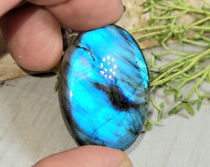 Blue Flash Labradorite Cabochon, Labradorite Oval Cabochon, Labradorite Cabochon,  Wire Wrapping, Weaving, Pendant, Collector HJ01