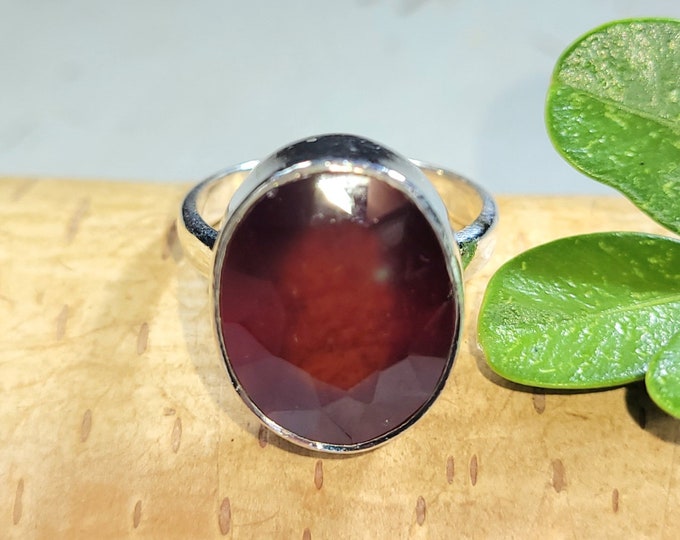 Eye Clean Faceted Garnet Ring Handmade .925 Sterling Silver Ring Size 7.75 6.2 Grams 5/8" x 1/2" FU46