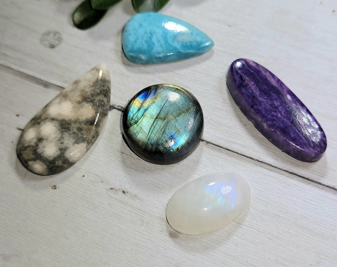 Natural Labradorite, Ocean Jasper, Moonstone, Charoite & Larimar 110ct Cabochons Mixed Lot 5 Stone Wire Wrap, Weaving ML09