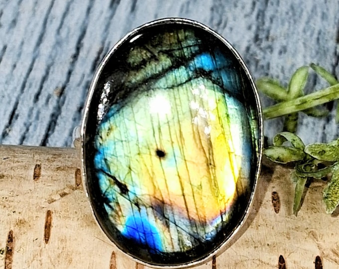 Labradorite Sterling Silver Ring - Oval Labradorite Ring, Size 8; KB18