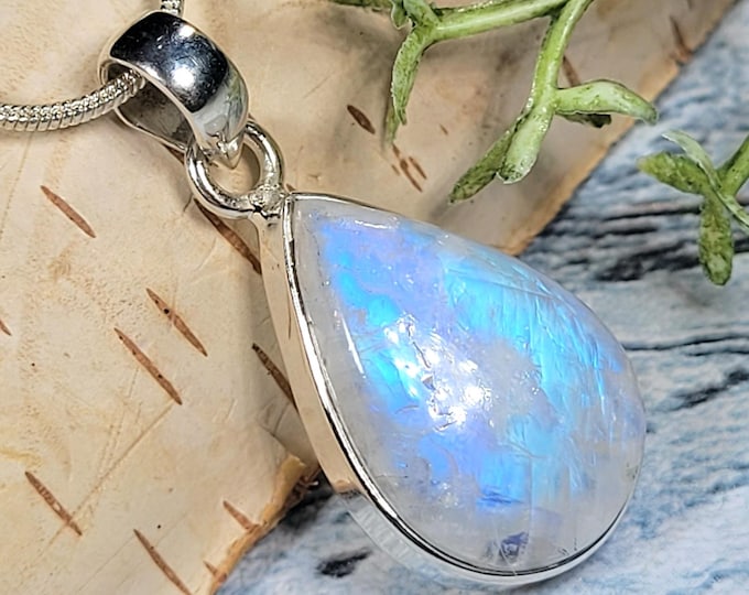 Moonstone Pendant, Moonstone Sterling Silver Pendant, Multi Flash Moonstone Pendant, Handmade Pendant, Statement Moonstone Pendant, JA04