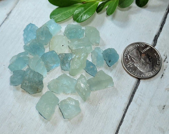 Natural Raw Aquamarine 150ct 23 Stone Lot Wire Wrapping, Weaving, Rings or Pendant CJ31 Mixed Sizes & Shapes Gift for Her or Him
