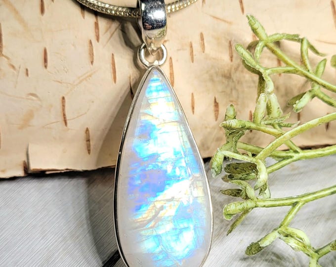 Moonstone Pendant, Moonstone Sterling Silver Pendant, Blue Flash Moonstone Pendant, Handmade Pendant, Statement Moonstone Pendant, HT15