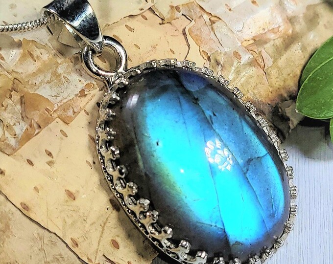 Natural AAA Grade Blue Flash Labradorite Handmade Oval .925 Sterling Silver "Crown Designer" Pendant 1 5/8" x 7/8" 8 Grams AB26