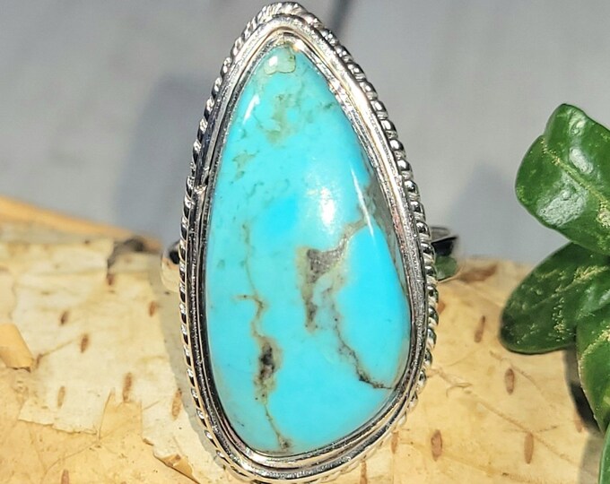 Natural High Quality Arizona Kingman Turquoise Pear .925 Sterling Silver Ring Size 6 Weighs 7 Grams Face Measures 1 3/16" x 5/8" CF27