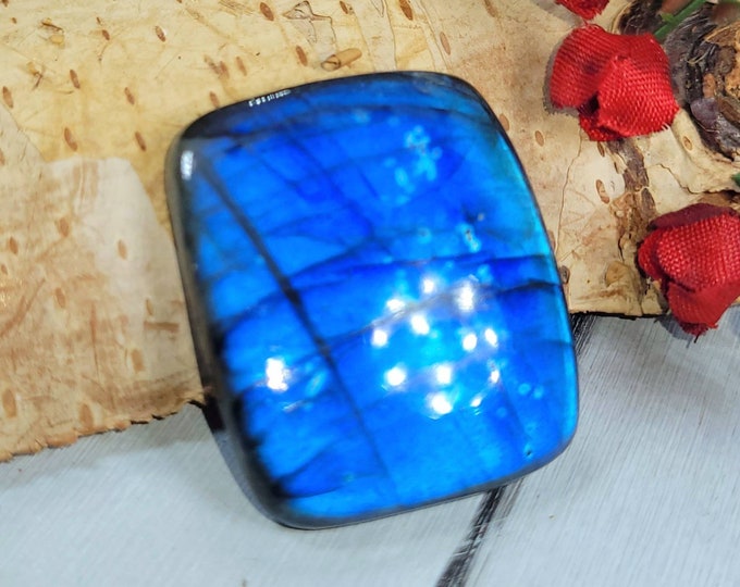 Natural AAA Grade Blue Flash Labradorite Cushion Cabochon 50ct 10 Grams 28mm x 25mm Wire Wrapping, Weaving or Pendant DC11