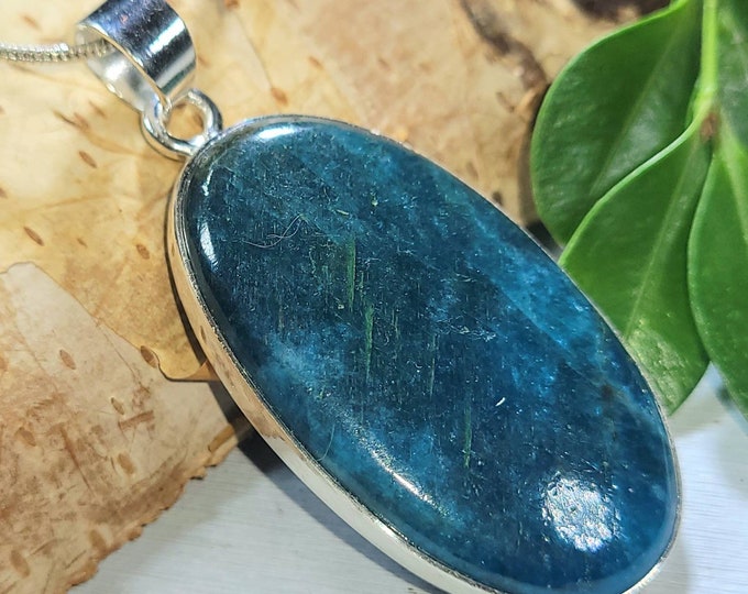 Natural Premium Blue Apatite Oval Handmade .925 Sterling Silver Statement Pendant 11gr DD40