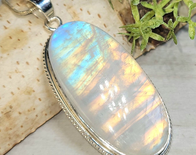 Moonstone Pendant, Rainbow Moonstone Sterling Silver Pendant, Premium Grade Moonstone Pendant, Gift for Her, Statement Pendant, GJ18
