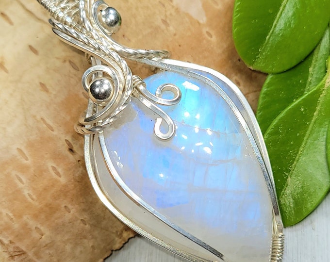 Moonstone Pendant, Hand Wire Wrapped Sterling Silver Moonstone Pendant,  Handmade Moonstone Sterling Silver Pendant, Gift for Her FD22