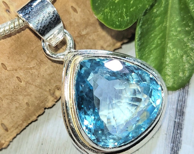 Eye Clean Faceted Blue Topaz Pendant Handmade .925 Sterling Silver 5.6 Grams 1 1/8" x 11/16" FU40