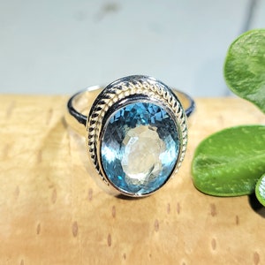 Eye Clean Faceted Blue Topaz Ring Handmade .925 Sterling Silver Ring Size 6.5 5 6.1 Grams 5/8&quot; x 1/2&quot; FU39