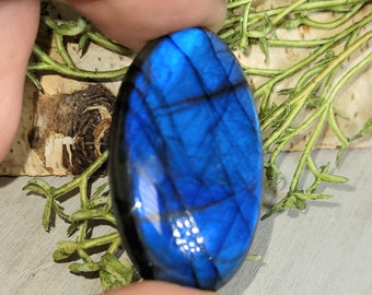 Natural Premium Grade Blue Flash Labradorite Oval Cabochons Wire Wrapping, Weaving, Pendant or Collector HJ03