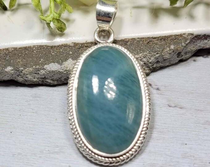 Natural Bluish Green Aquamarine Oval .925 Sterling Silver Pendant 9 grams 1 5/8" x 3/4" CZ23