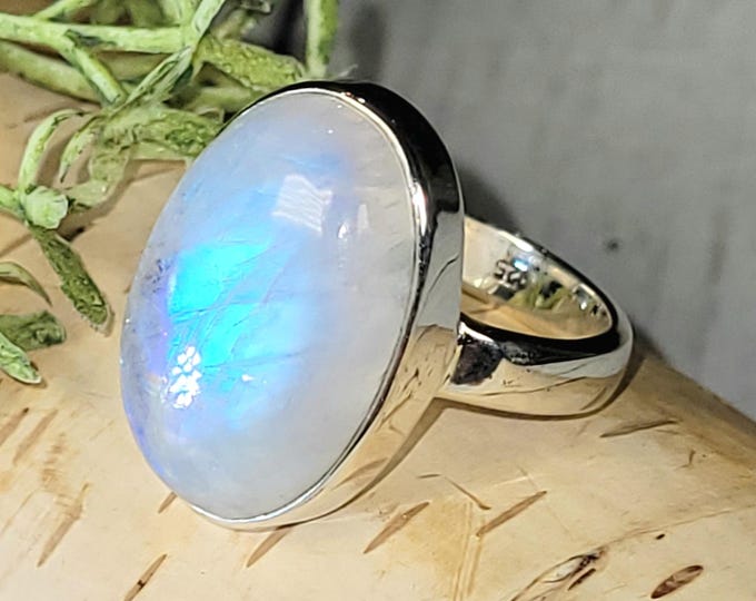Rainbow Moonstone Ring, Moonstone Ring, Sterling Silver Moonstone Ring, Moonstone Ring Size 8.5, Statement Ring, Boho Ring, HN