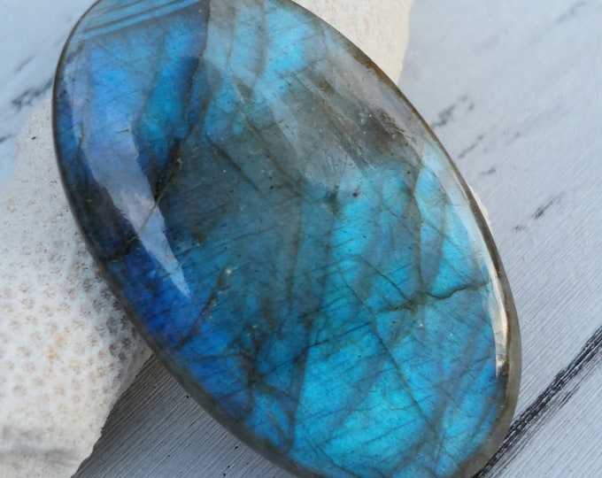 Blue Flash Labradorite Cabochon, Labradorite Oval Cabochon 65ct, Labradorite Cabochon, Wire Wrapping, Weaving, Pendant, Collector GB18