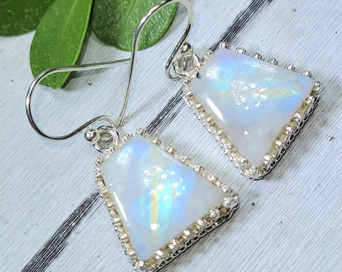 Natural Premium Grade Moonstone Handmade .925 Sterling Silver Earrings 9.6 Grams 3/4" x 1/2" BA07