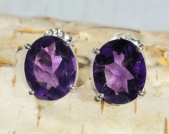 Natural High Grade Amethyst .925 Sterling Silver Stud Earrings 7/16" x 3/8" 3 Grams 4ct Eye-Clean Clarity EZ03