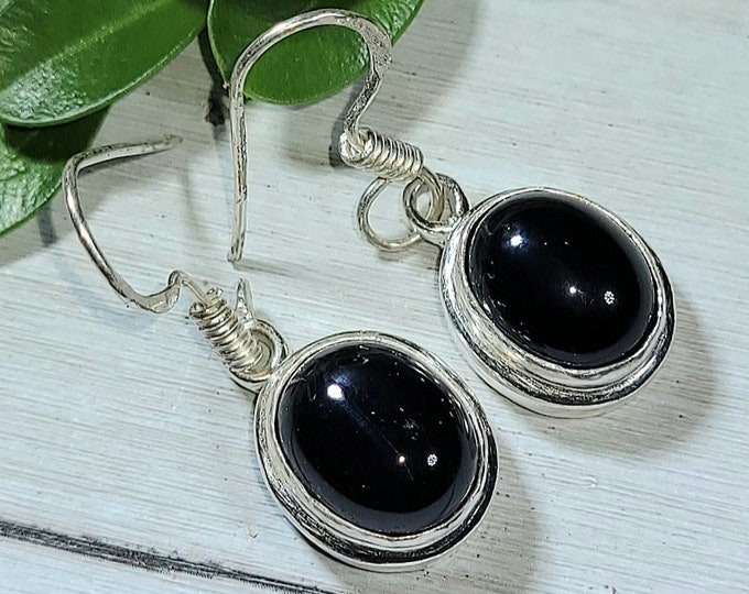 Natural Black Onyx Oval .925 Sterling Silver Earrings Weigh 6 Grams Measure 1 5/16" x 1/2" AF14