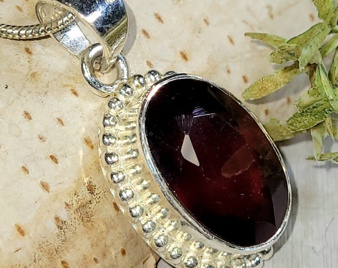 Garnet Pendant, Garnet Sterling Silver Pendant, Natural Garnet Sterling Silver Pendant, Eye clean Garnet Pendant, Statement Pendant, HA08
