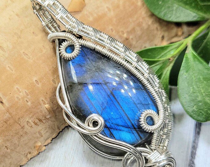 Blue Labradorite Wire Wrapped Pendant, Handmade Labradorite Pendant, Sterling Silver Blue Labradorite Pendant,  .925 Wire Wrapped Pendant DU