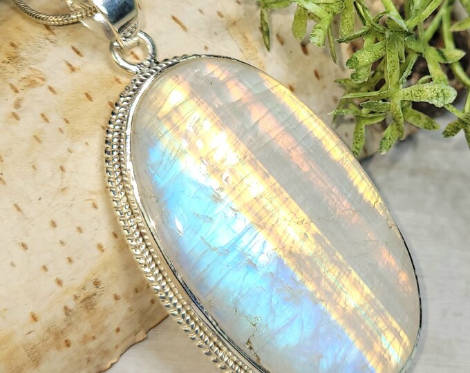 Moonstone Pendant, Rainbow Moonstone Sterling Silver Pendant, Premium Grade Moonstone Pendant, Gift for Her, Statement Pendant, GJ19