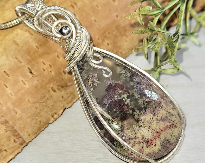 Green Moss Agate Pendant, moss agate wire wrapped pendant, moss agate pendant, Wire wrapped Pendant, Sterling Silver wire wrap HM31
