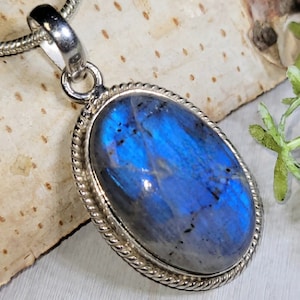 Labradorite Pendant, Blue Labradorite Sterling Silver Pendant, Handmade  Labradorite Pendant, Gift for Her, Statement Pendant HA38