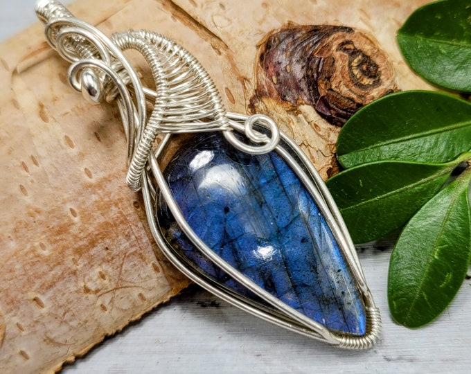 Blue Labradorite Wire Wrapped Pendant, Handmade Labradorite Pendant, Sterling Silver Blue Labradorite Pendant,  .925 Wire Wrapped Pendant CR