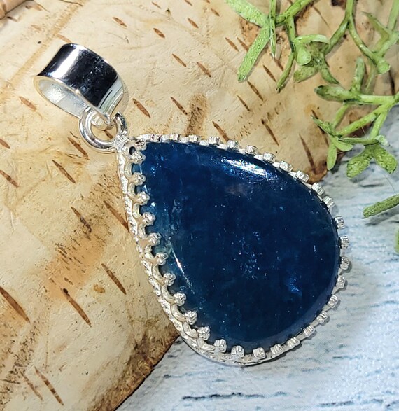 Pendentif Fait Main Argent 925 Avec Apatite Néon Naturelle - Bijou Pierre Ovale