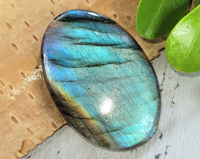 Natural Premium Grade Multi Flash Labradorite Oval Cabochons 29.0ct 1 Stone Wire Wrapping, Weaving, Pendant or Ring FP27
