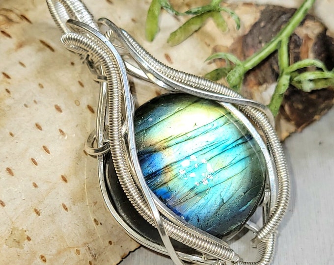 Labradorite Pendant, Labradorite Sterling Silver Wire Wrapped Pendant, Labradorite Weaved Pendant, Handmade Pendant, Gift for Her, HH32