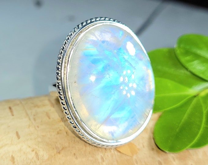 Rainbow Moonstone Ring, Moonstone Ring, Sterling Silver Moonstone Ring, Moonstone Ring Size 9, Statement Ring, Boho Ring, FB