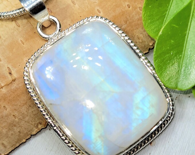 Moonstone Pendant, Rainbow Moonstone Sterling Silver Pendant, Premium Grade Moonstone Pendant, Gift for Her, Statement Pendant, FG15