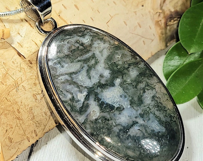 Natural Top Choice Green Moss Agate Oval Handmade .925 Sterling Silver Pendant 2 1/4" x 1 1/8" 14 Grams AP05