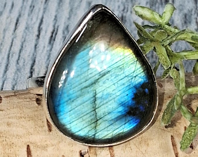 Blue & Multi Flash Labradorite Sterling Silver Ring - Pear Labradorite Multi Flash Ring, KB16, Handmade Labradorite Ring
