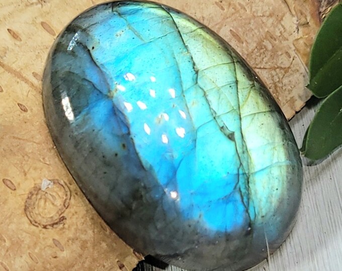 Natural Blue Green Fire Labradorite Oval Cabochon 35ct 7 Grams 28mm x 20mm Wire Wrapping, Weaving or Pendant, Collector CH29