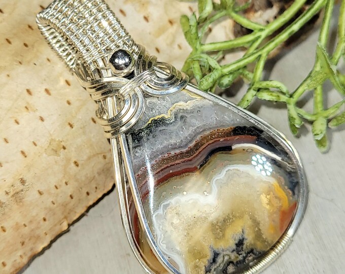Crazy Lace Agate Pendant, Crazy Lace Agate Wire Wrapped Sterling Silver Pendant, Sterling Silver Wire Wrapped Pendants, Gift for Her, HH02