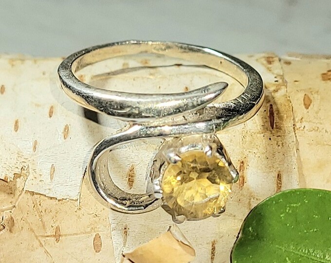 Natural Round Cut Citrine .925 Sterling Silver Ring Size 5.5 3 Grams 1/2" x 3/8" H15