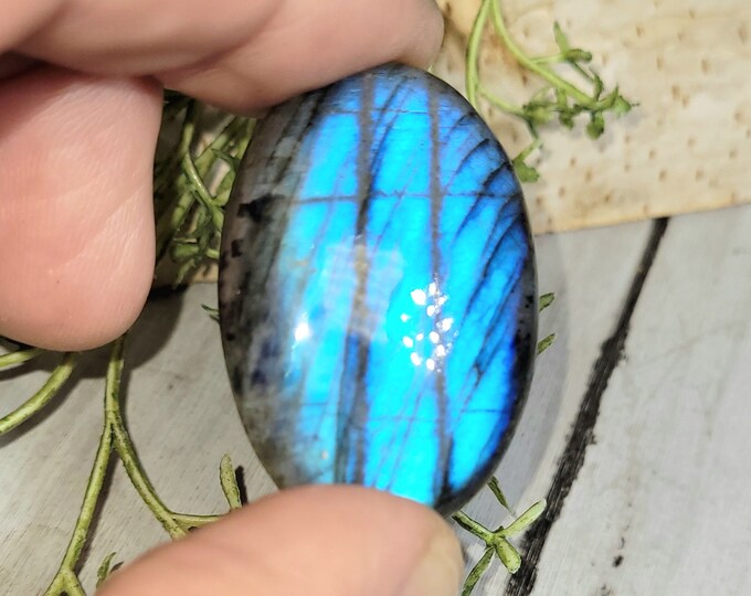 Blue Flash Labradorite Cabochon, Labradorite Oval Cabochon, Labradorite Cabochon,  Wire Wrapping, Weaving, Pendant, Collector HJ04