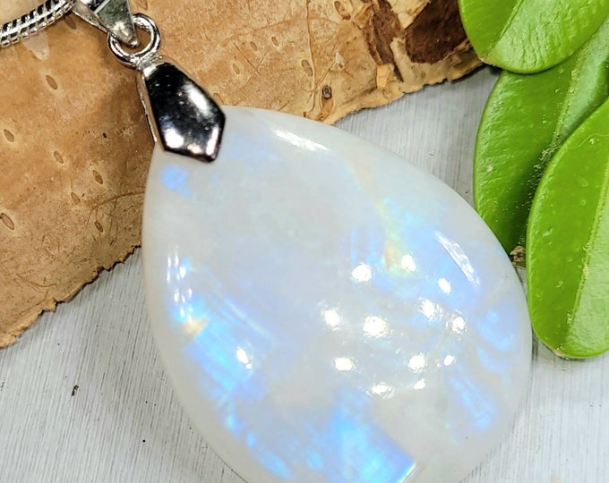 Moonstone Pendant, Rainbow Moonstone Sterling Silver Pendant, Handmade Pendant, Statement Pendant, Gift for Her, FC31