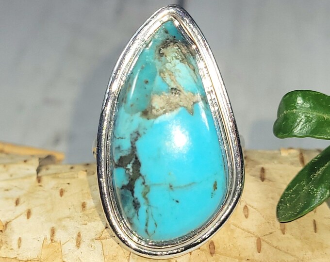 Natural Top Quality Arizona Kingman Turquoise Pear .925 Sterling Silver Ring Size 6 Weighs 7 Grams Face Measures 1 5/16" x 3/4" CF26