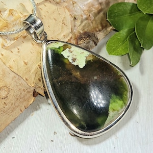 Natural High Grade Chrome Chalcedony .925 Sterling Silver Pendant 2" x 1 1/8" 11 Grams AC08