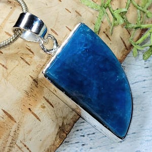 Blue Apatite Pendant, .925 Sterling Silver Apatite Pendant, Silver Apatite Pendant, Gift for her, Statement pendant HW07