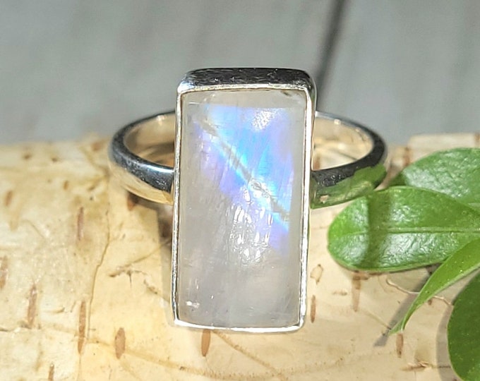 Natural High Grade Multi Flash Rectangle Handmade Moonstone .925 Sterling Silver Ring Size 6 4 Grams 5/8" x 3/8" AR29
