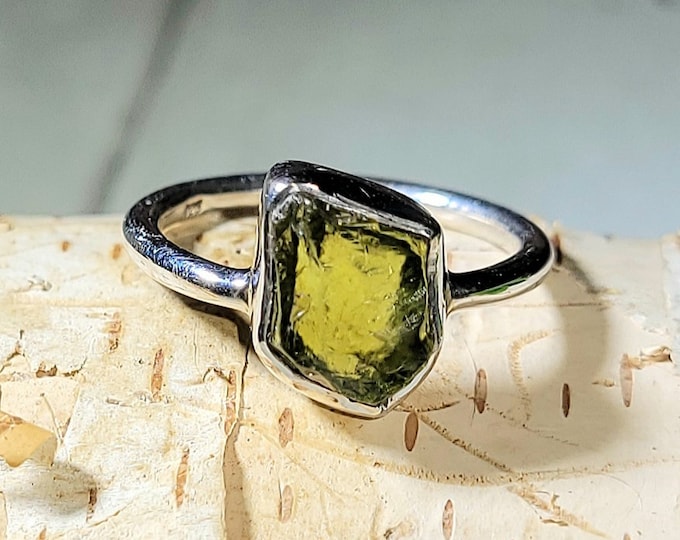 Natural Premium Rough Cut Green Peridot Handmade .925 Sterling Silver Ring Size 5.5 3 Grams 7/16" x 5/16" AN47